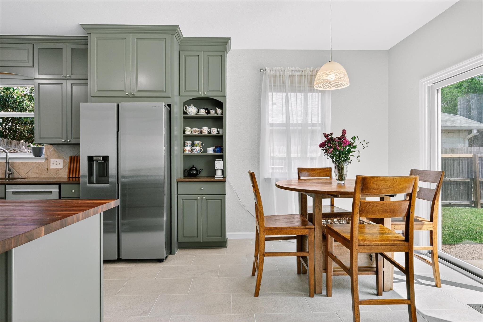 9201 Ovalla Dr, Austin, TX 78749