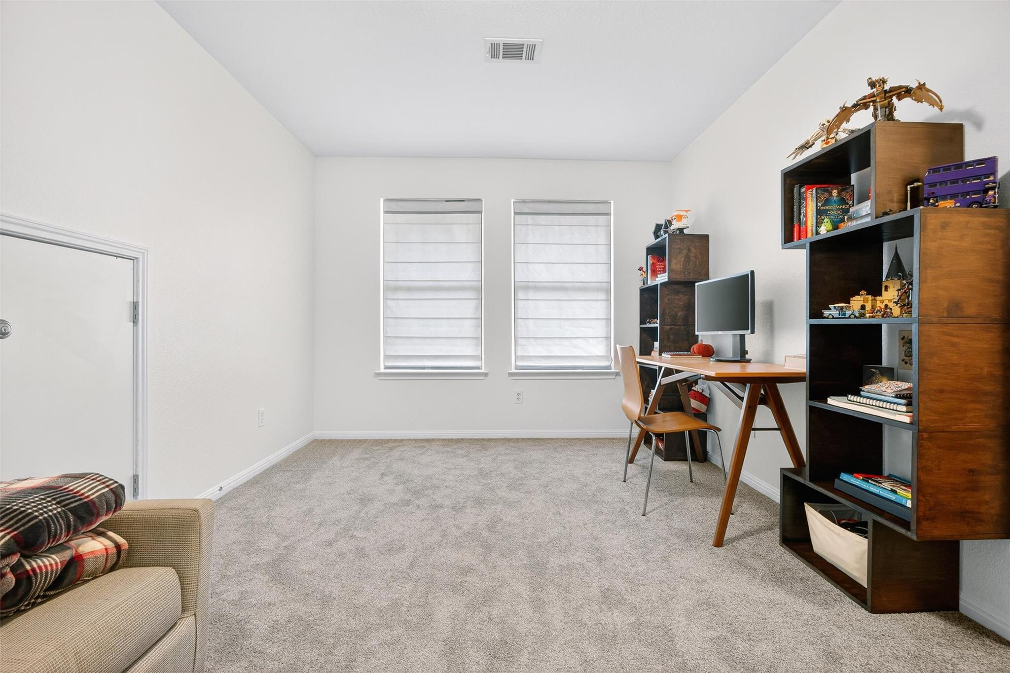 9201 Ovalla Dr, Austin, TX 78749