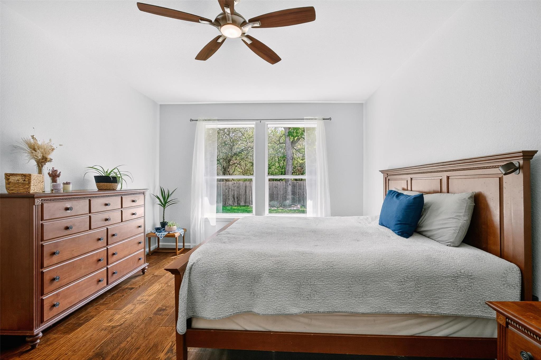 9201 Ovalla Dr, Austin, TX 78749