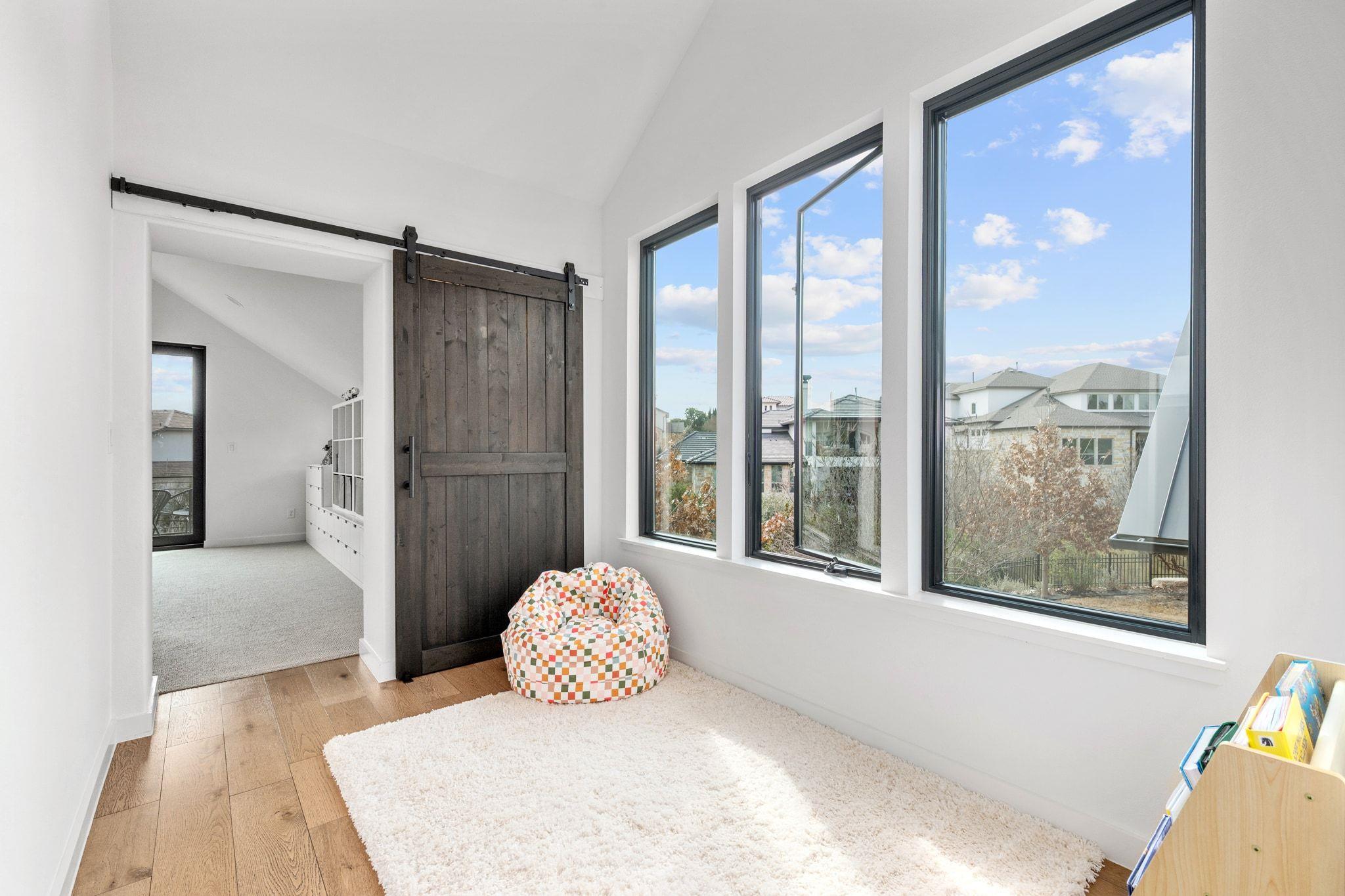 306 Pursers Place Pl, Austin, TX 78738