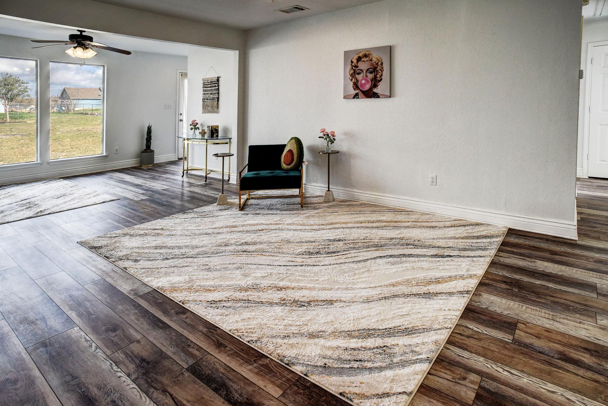 250 Shelley Ln, San Marcos, TX 78666