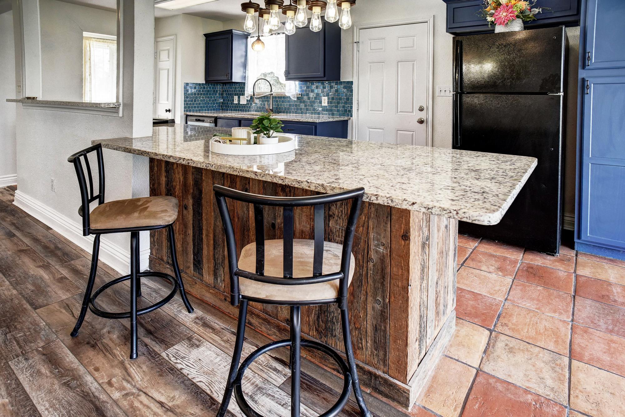 250 Shelley Ln, San Marcos, TX 78666