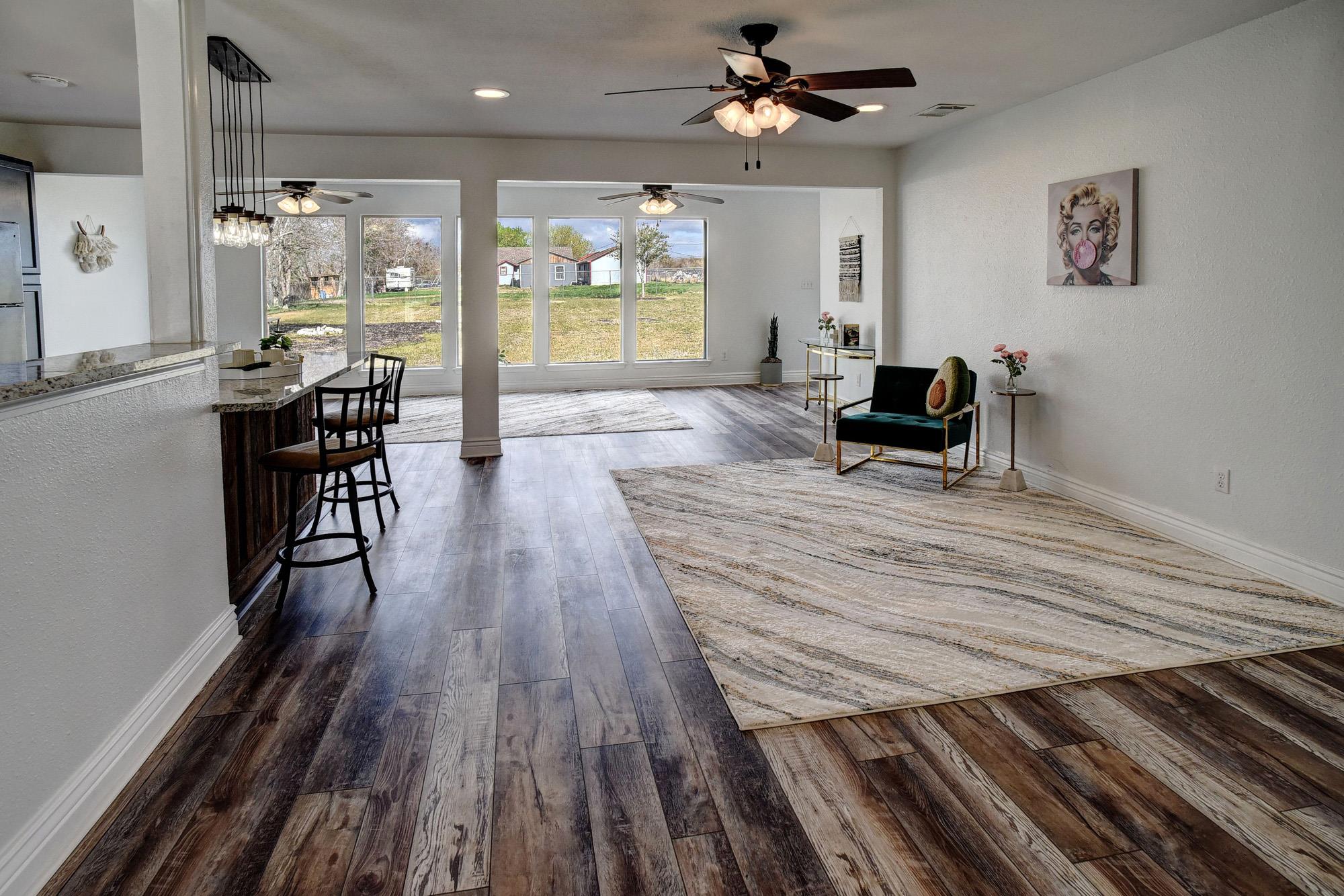 250 Shelley Ln, San Marcos, TX 78666