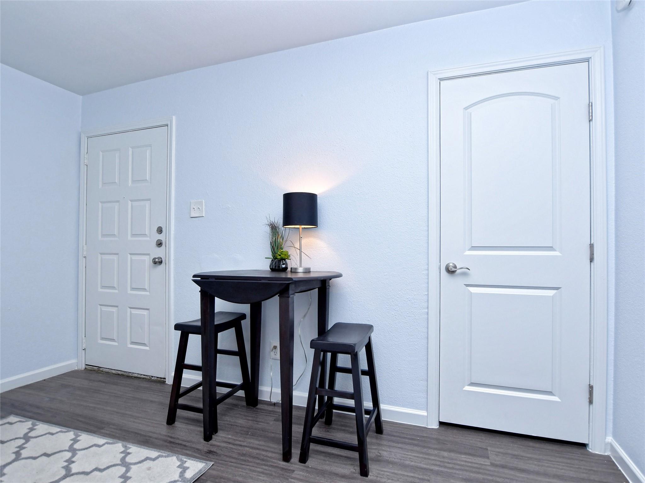 1840 Burton Dr # 109, Austin, TX 78741