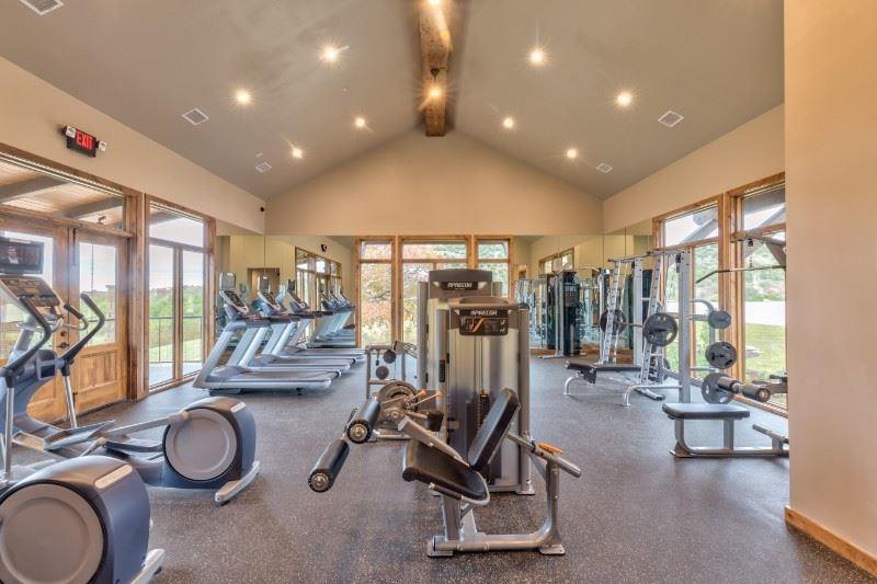 17821 Limestone Spring Ln, Austin, TX 78738