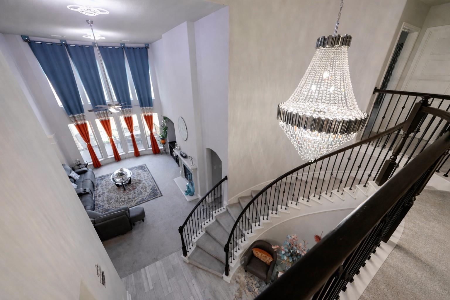 17821 Limestone Spring Ln, Austin, TX 78738