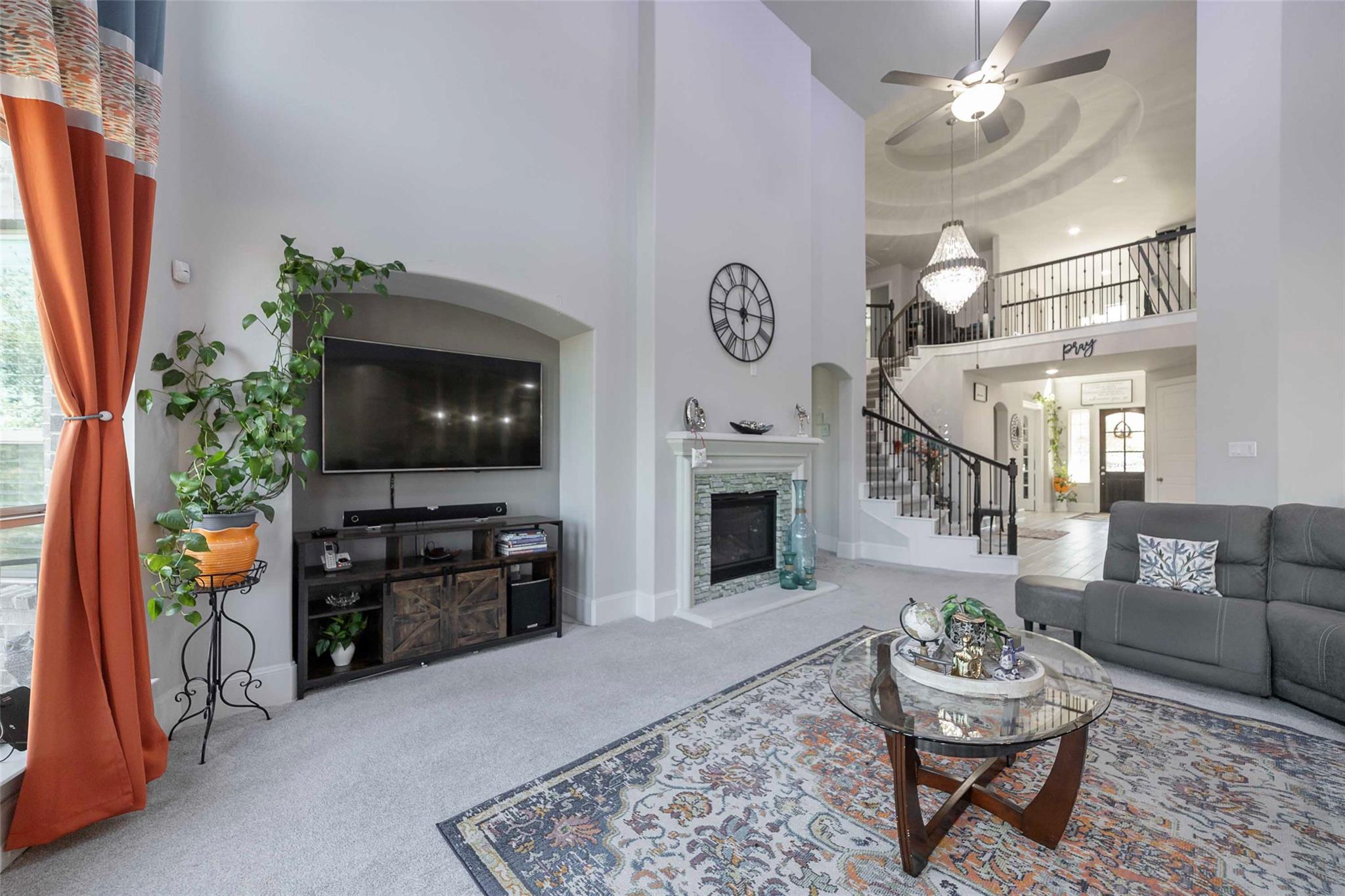 17821 Limestone Spring Ln, Austin, TX 78738