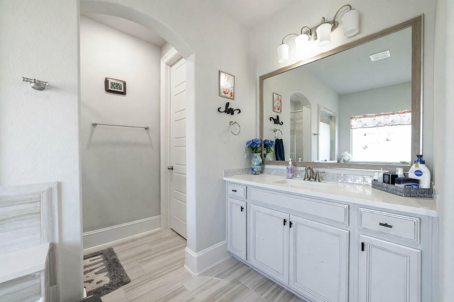 17821 Limestone Spring Ln, Austin, TX 78738