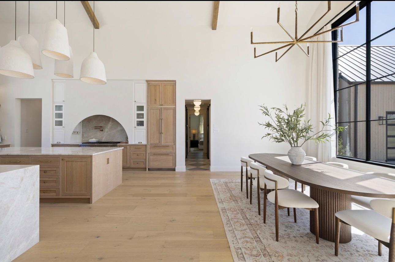 123 Landings Way, Spicewood, TX 78669