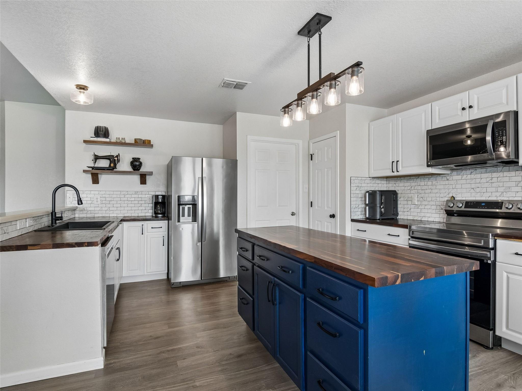 2170 Jolie Ct, New Braunfels, TX 78130