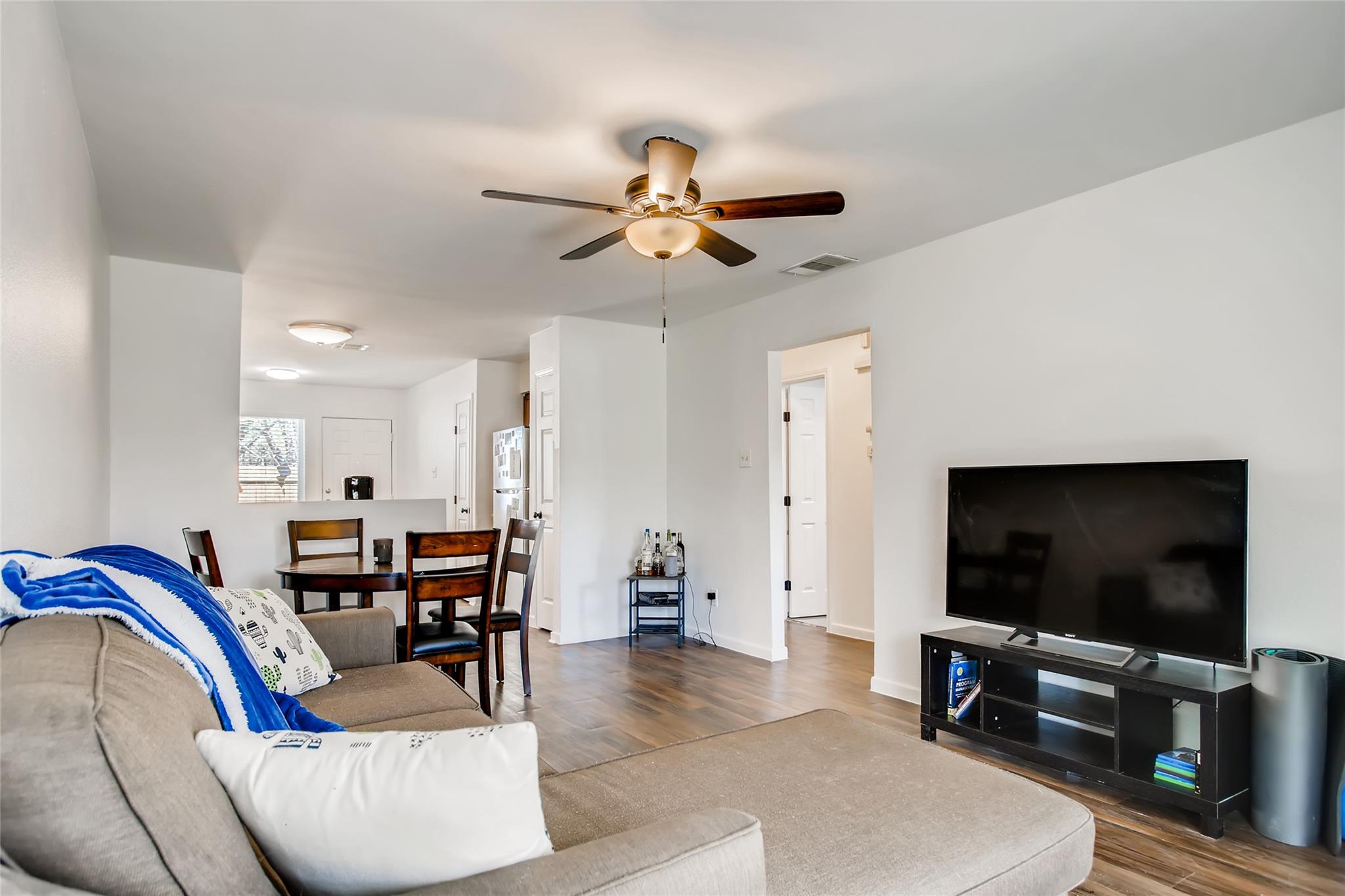 312 W William Cannon Dr # A & B, Austin, TX 78745