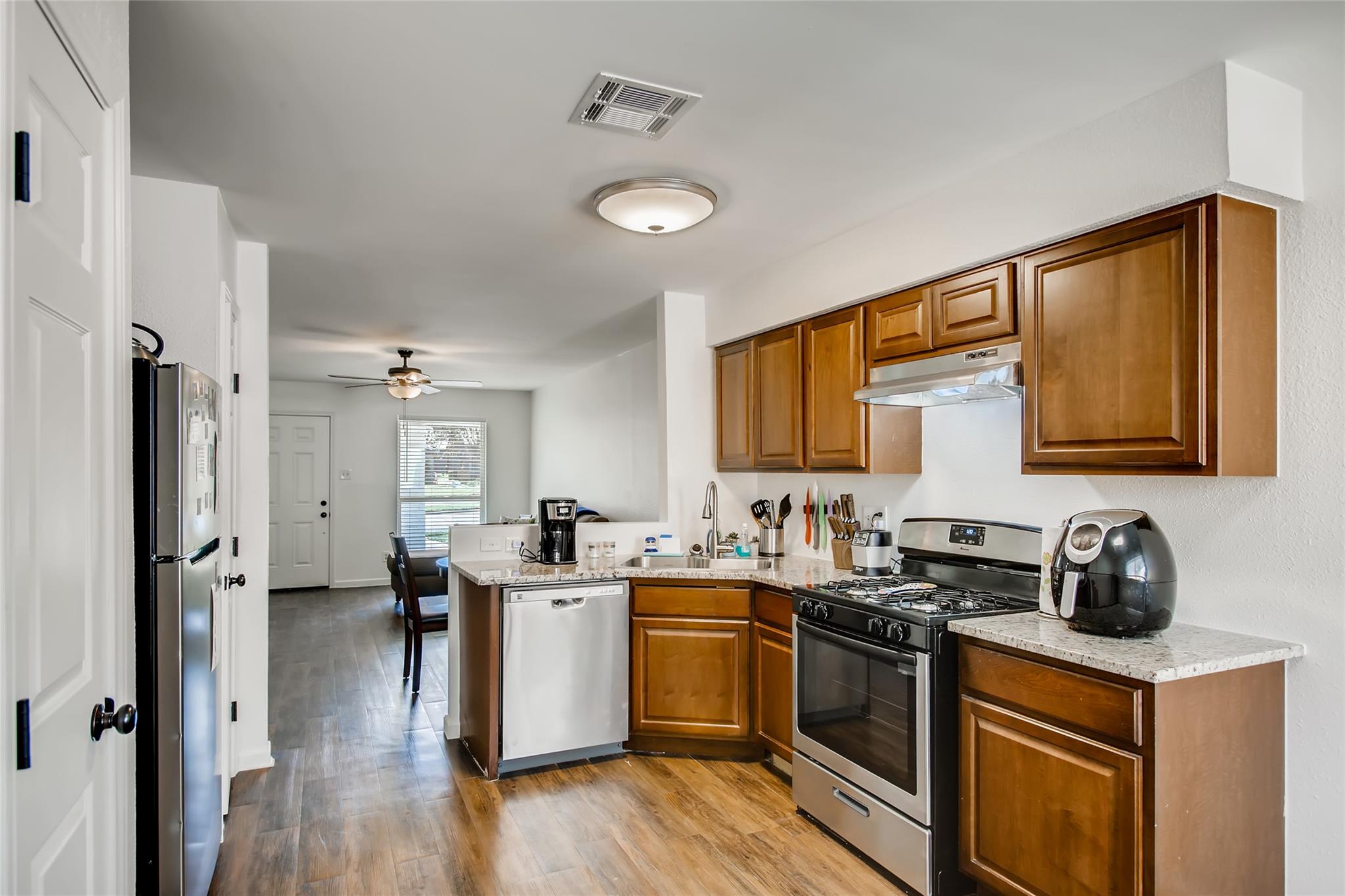 312 W William Cannon Dr # A & B, Austin, TX 78745