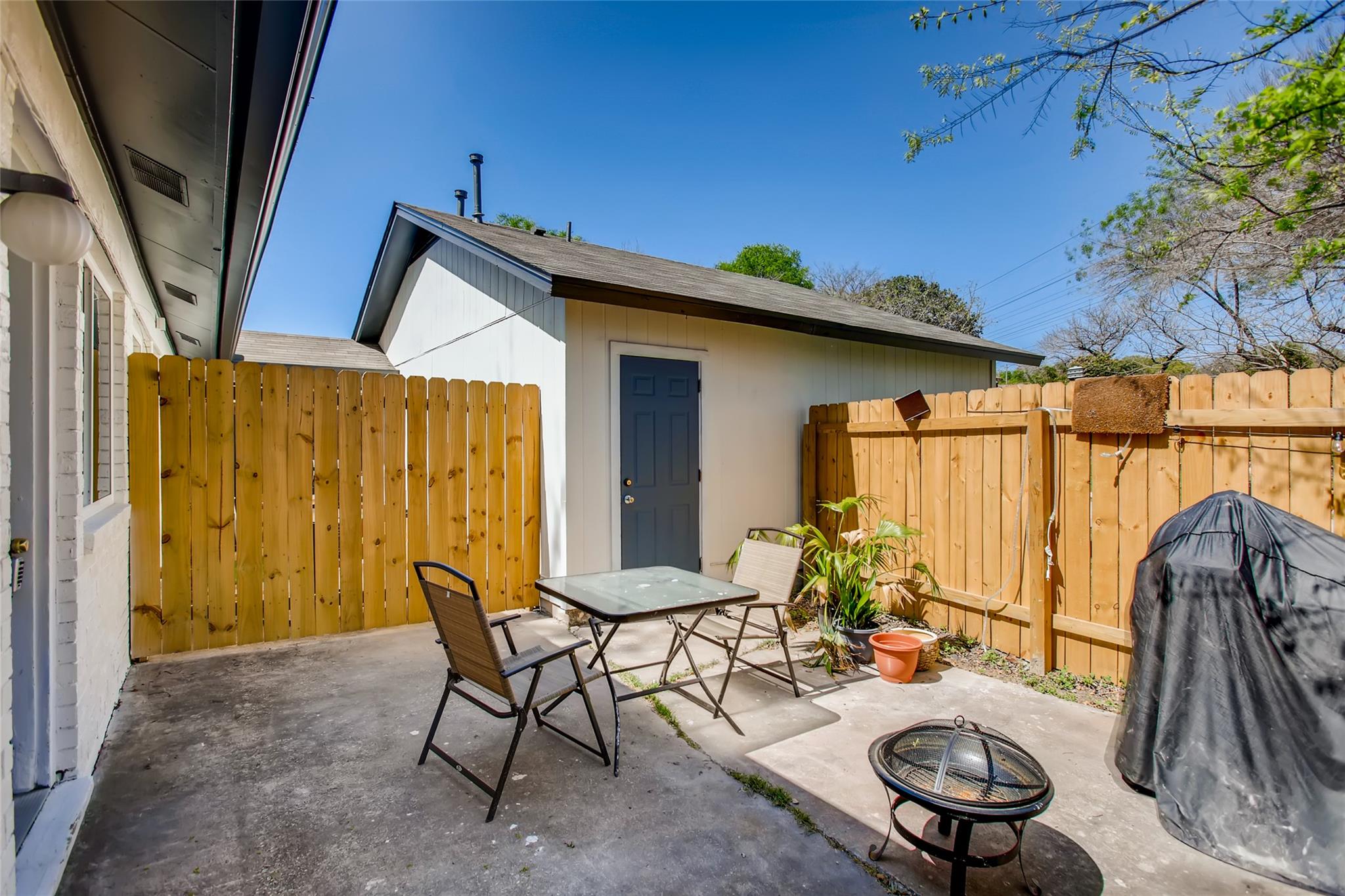 312 W William Cannon Dr # A & B, Austin, TX 78745
