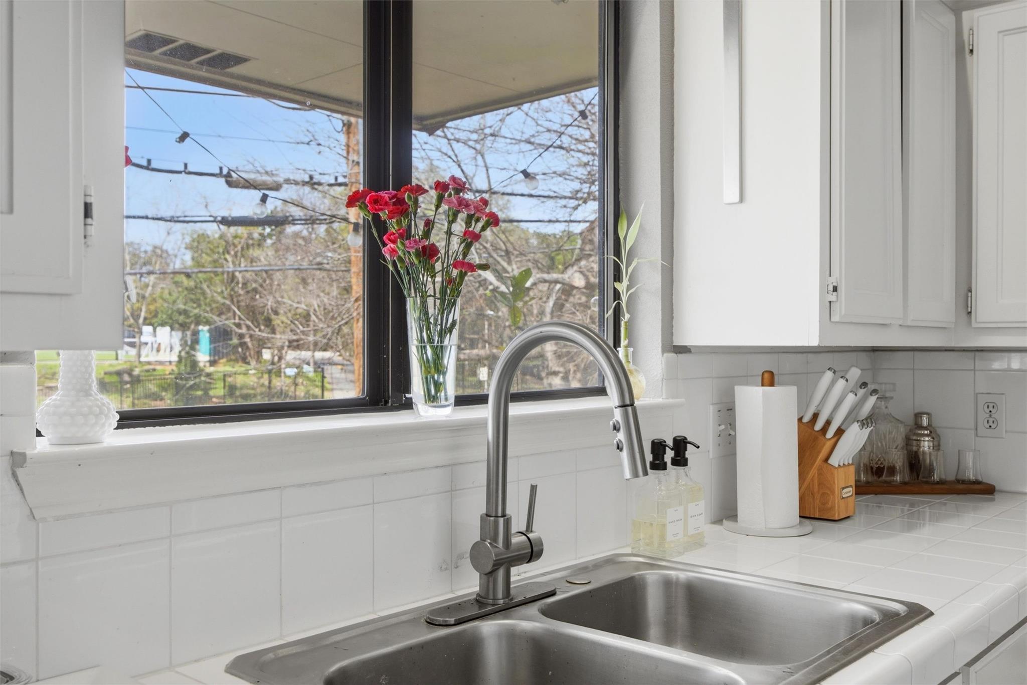 1404 Norwalk Ln # 201, Austin, TX 78703