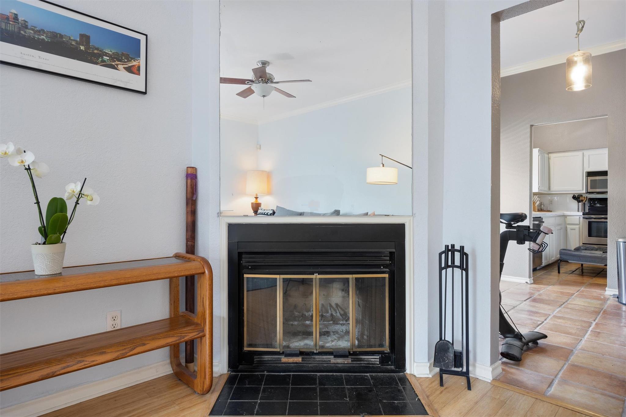 1404 Norwalk Ln # 201, Austin, TX 78703