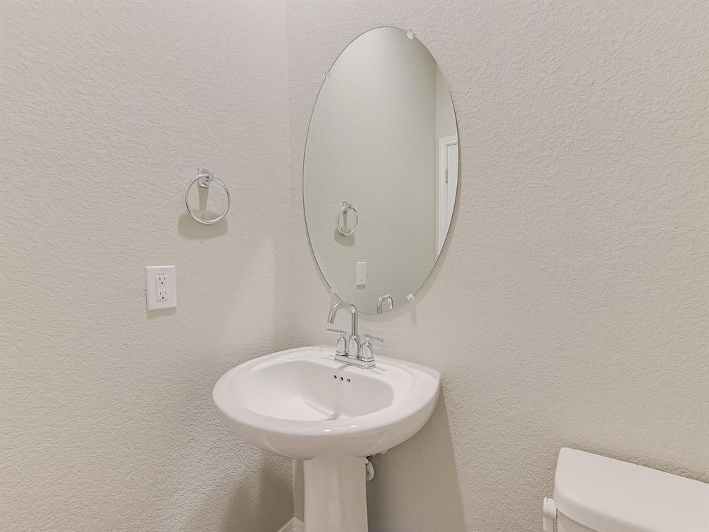 109 Capella Way, Hutto, TX 78643