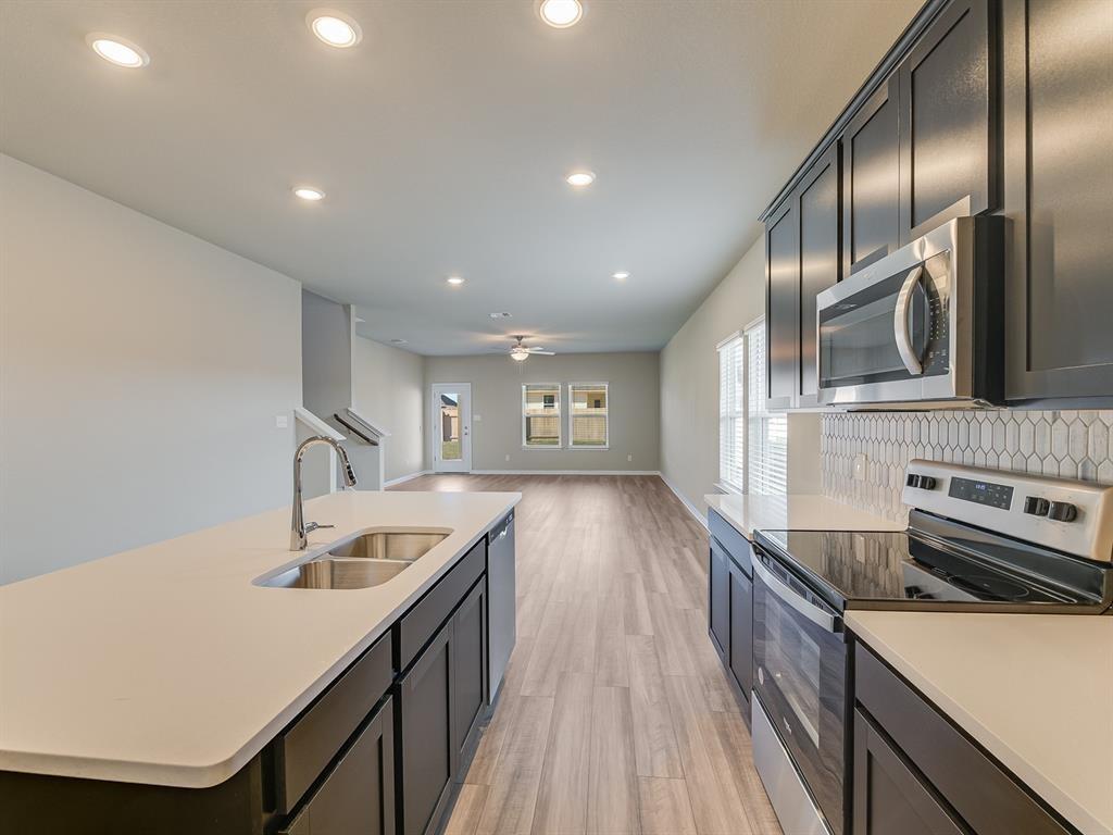 109 Capella Way, Hutto, TX 78643