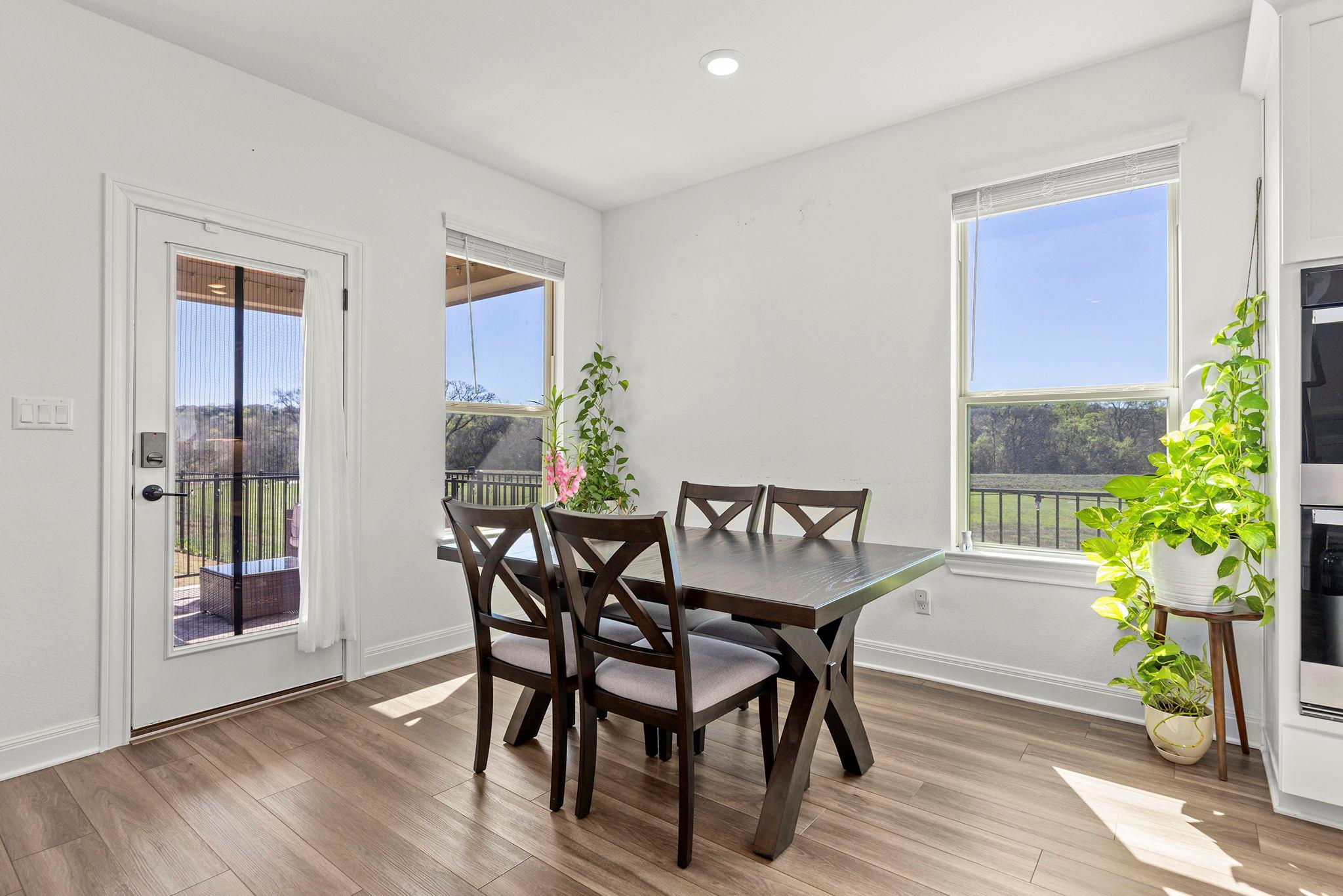 317 Canyoncrest Way, Liberty Hill, TX 78642