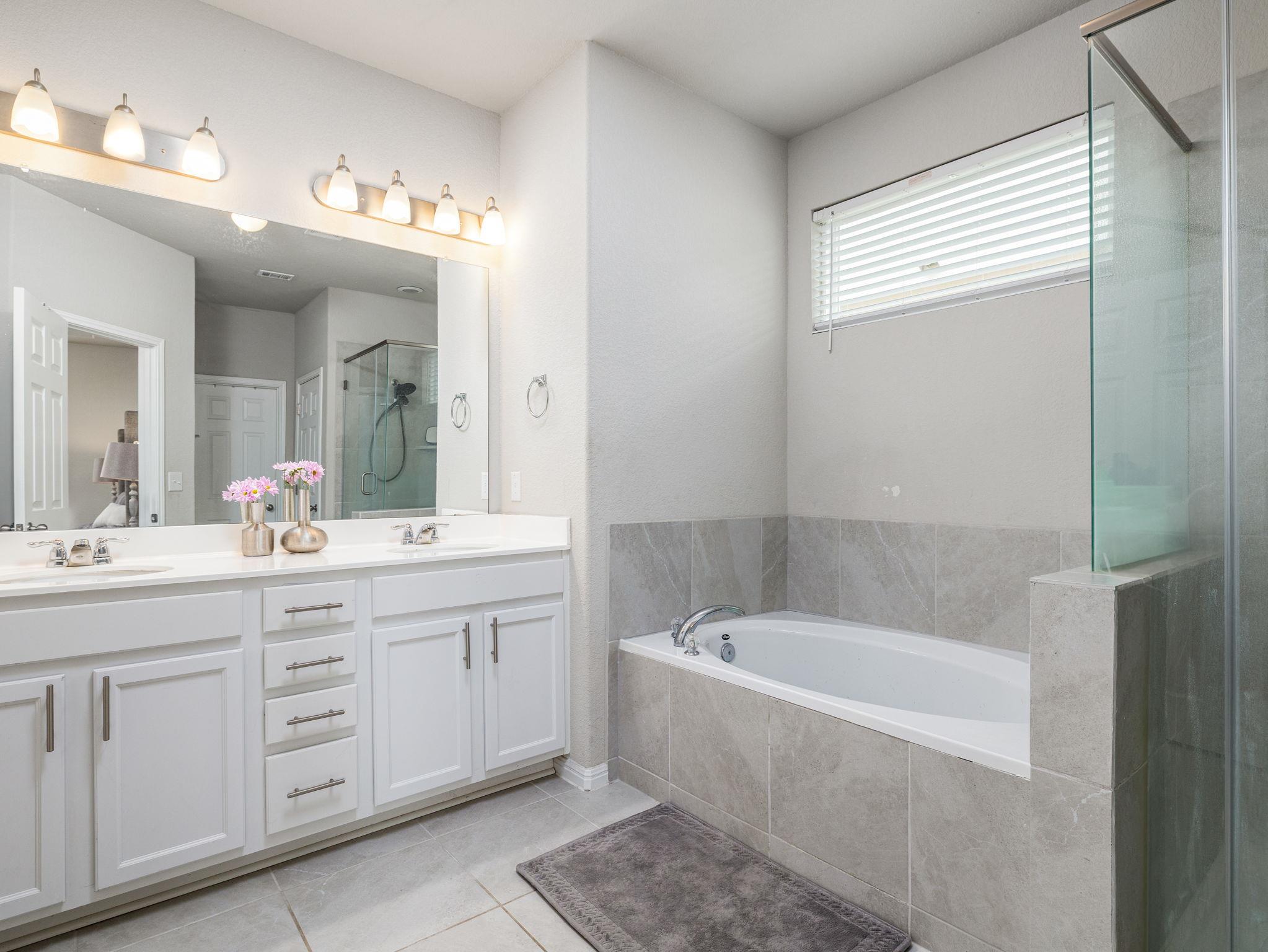 453 Arrowhead Vine St, Leander, TX 78641