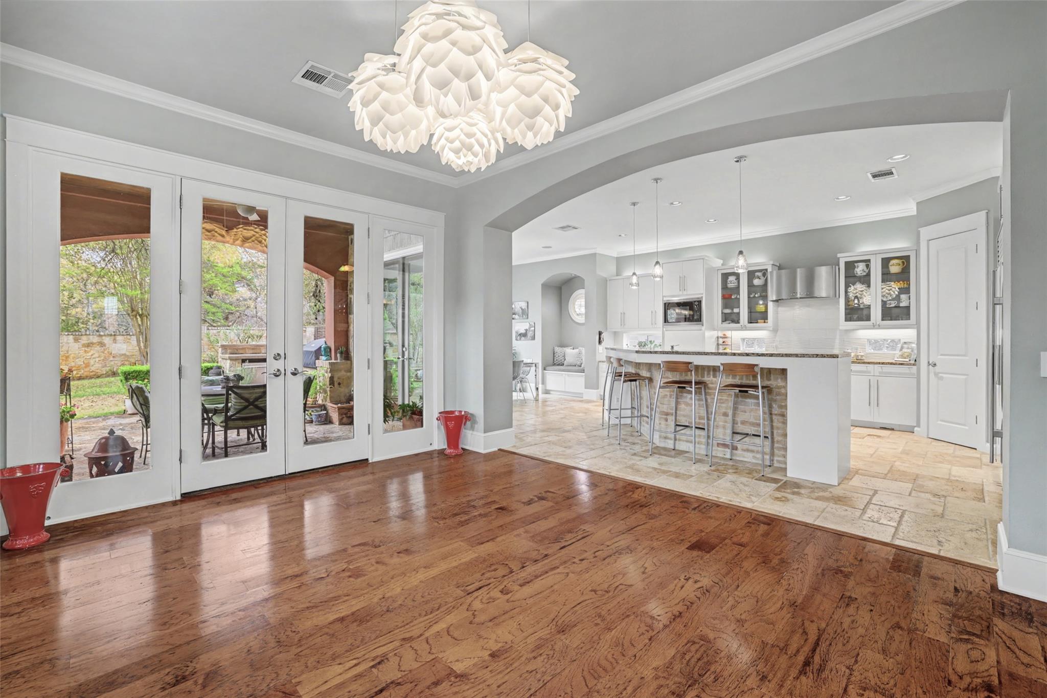 816 Stonewall Ridge Ln, Austin, TX 78746