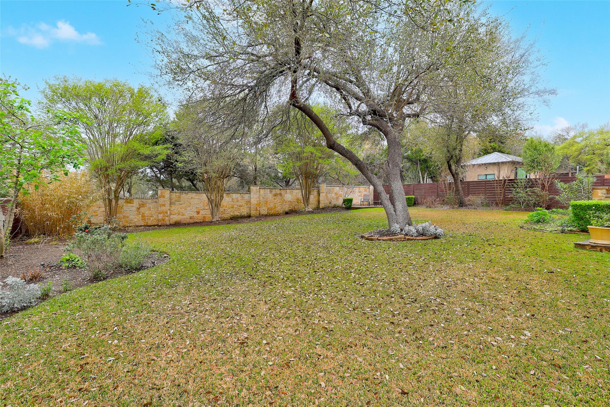 816 Stonewall Ridge Ln, Austin, TX 78746
