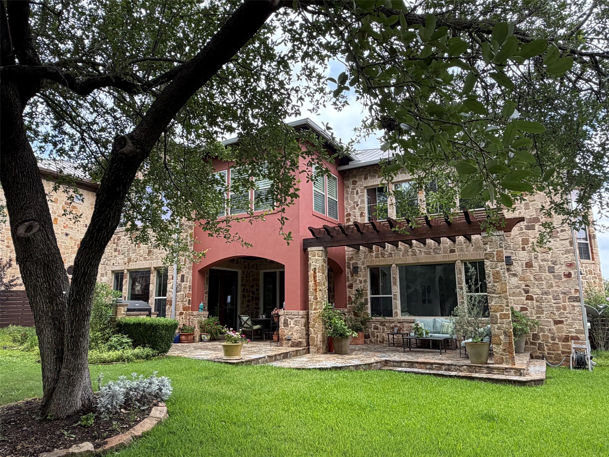 816 Stonewall Ridge Ln, Austin, TX 78746