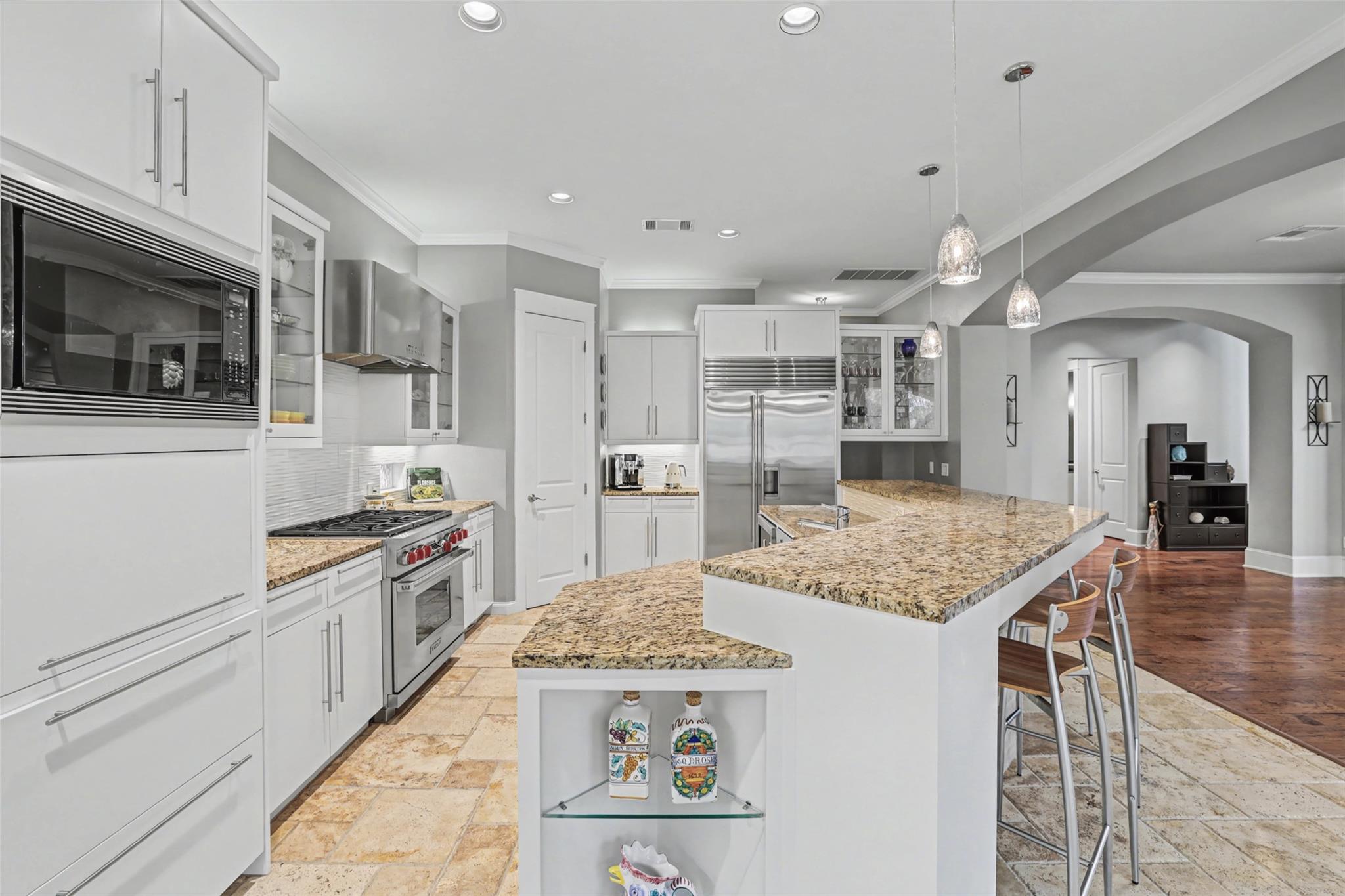 816 Stonewall Ridge Ln, Austin, TX 78746