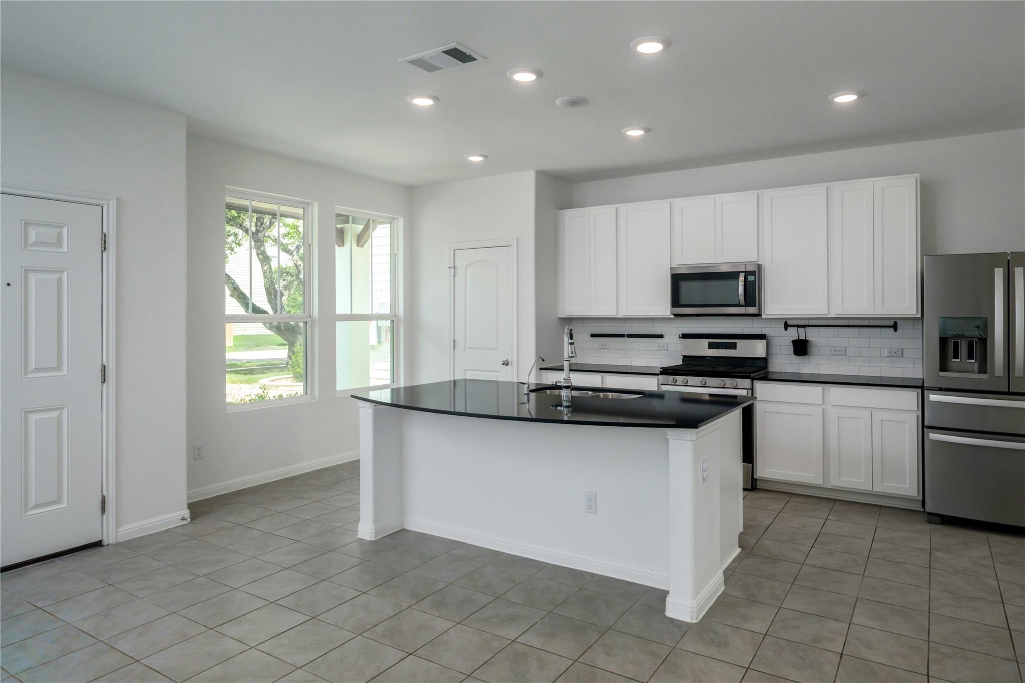 2540 Acoma Ln, Leander, TX 78641