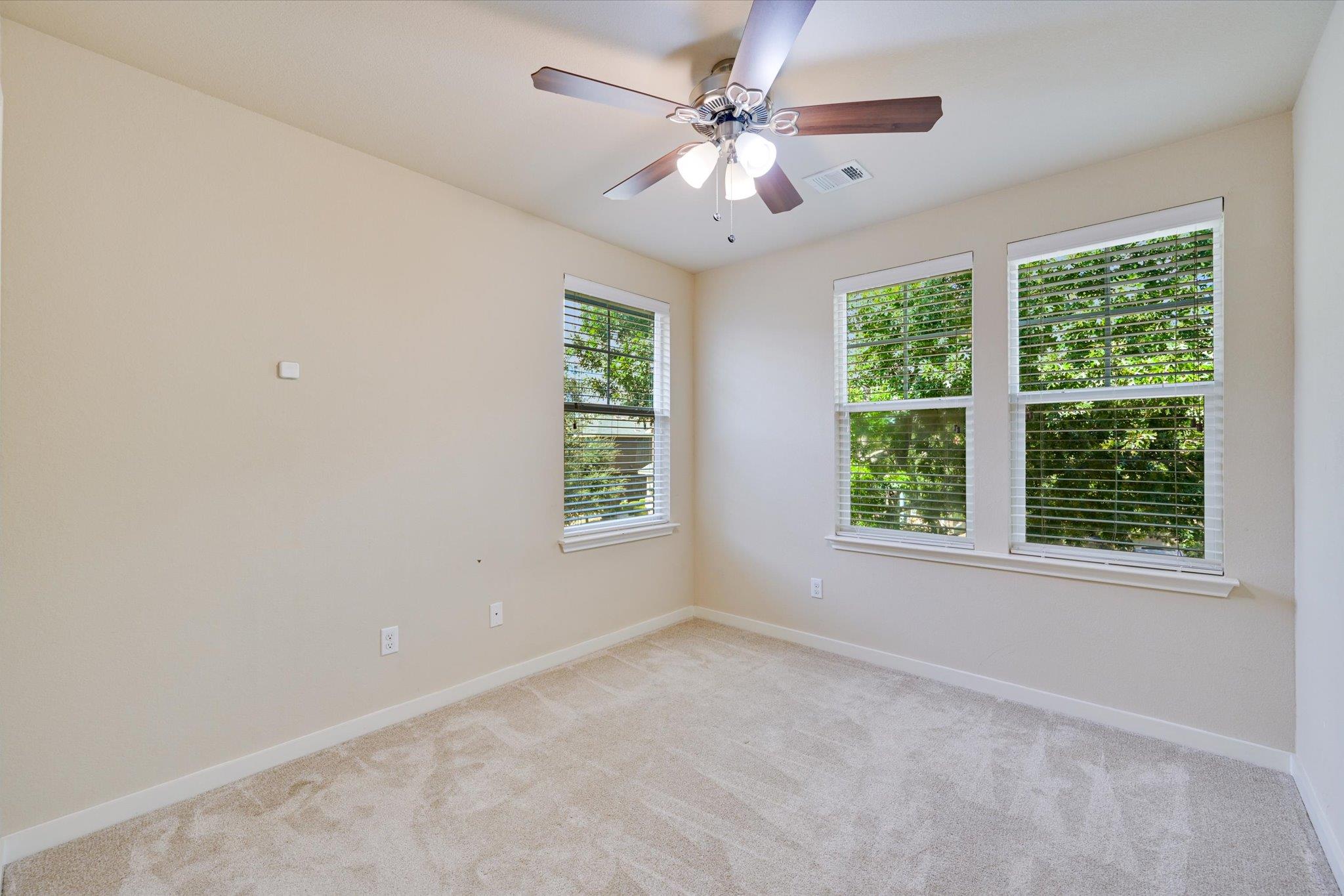 1517 Waxberry Ln, Austin, TX 78748