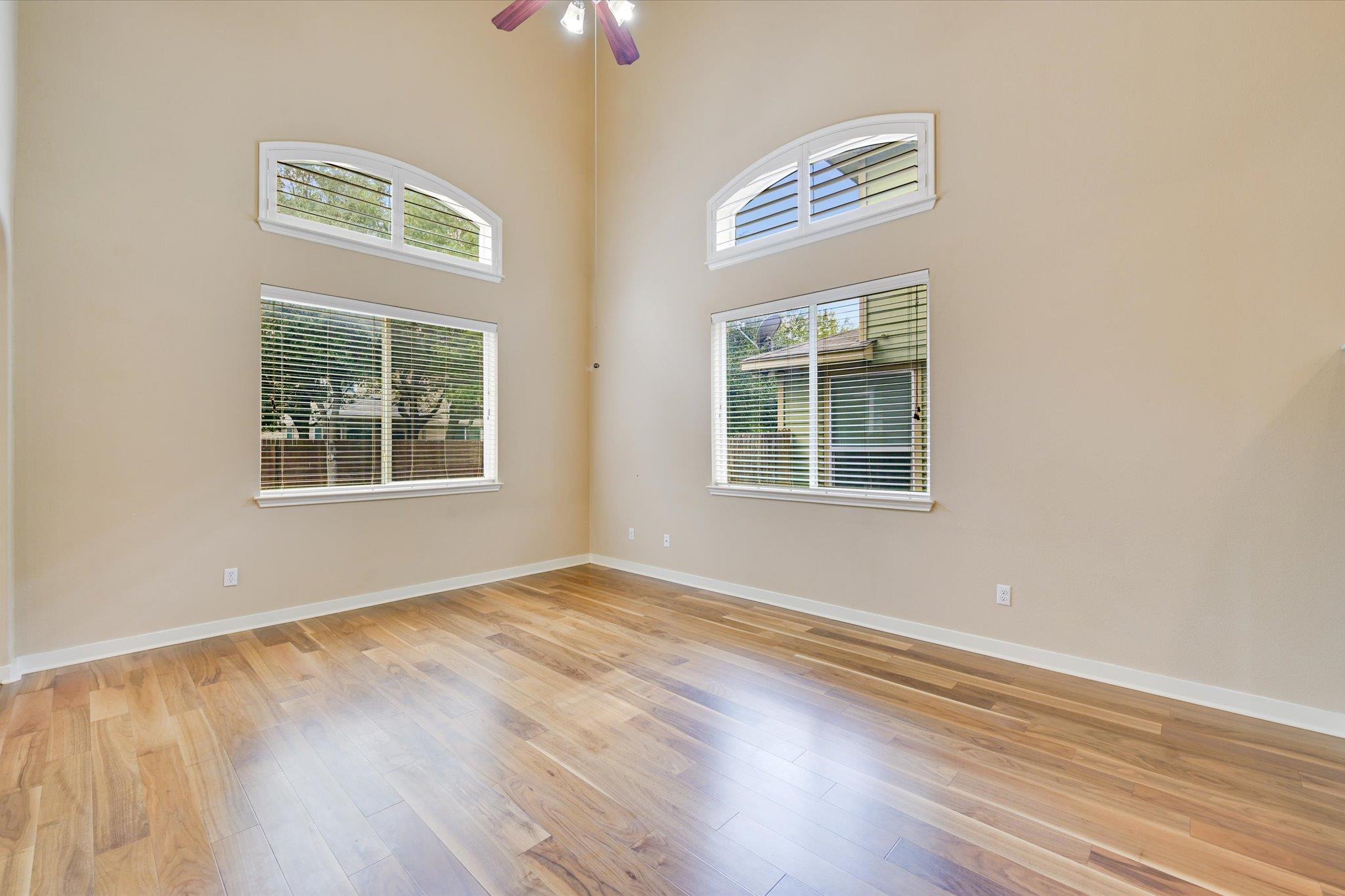 1517 Waxberry Ln, Austin, TX 78748