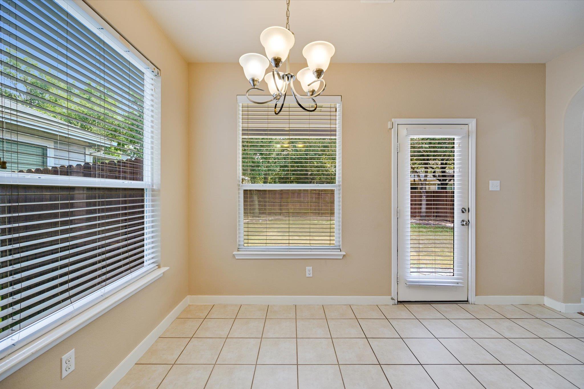 1517 Waxberry Ln, Austin, TX 78748