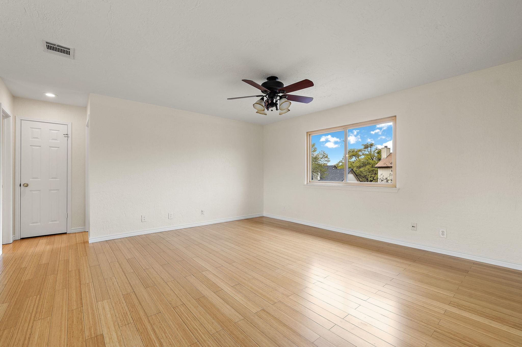 9002 Bancroft Trl, Austin, TX 78729