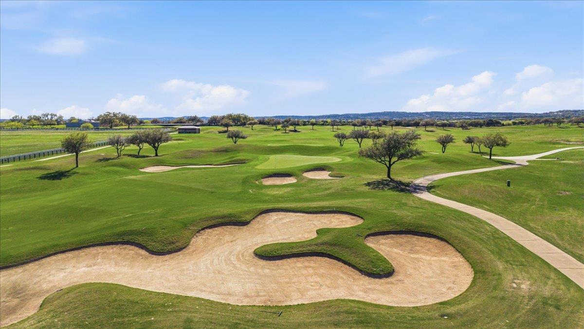 2001 Kahala Sunset Dr, Spicewood, TX 78669