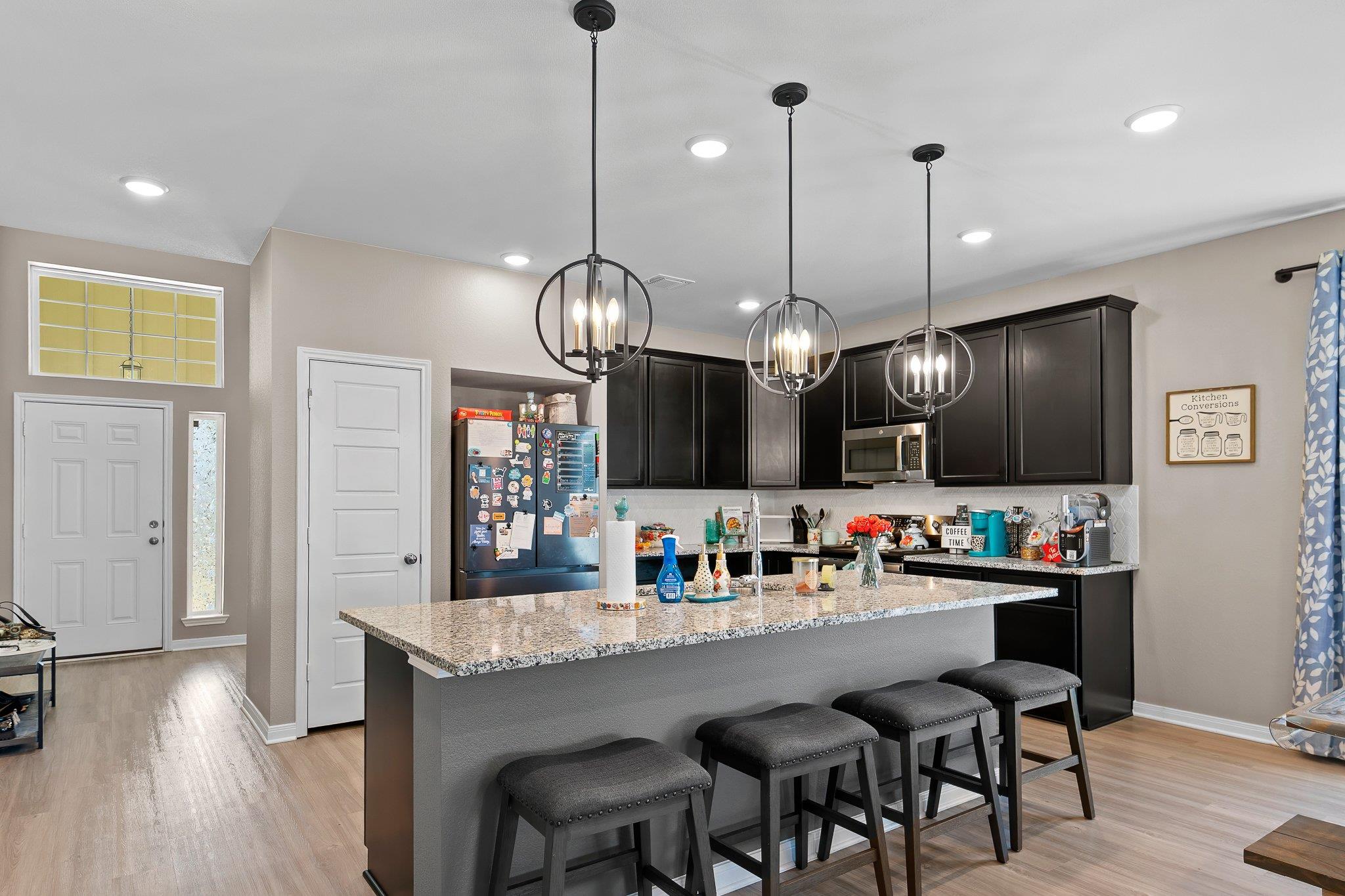 121 Lazy Lizzy Rd, Jarrell, TX 76537