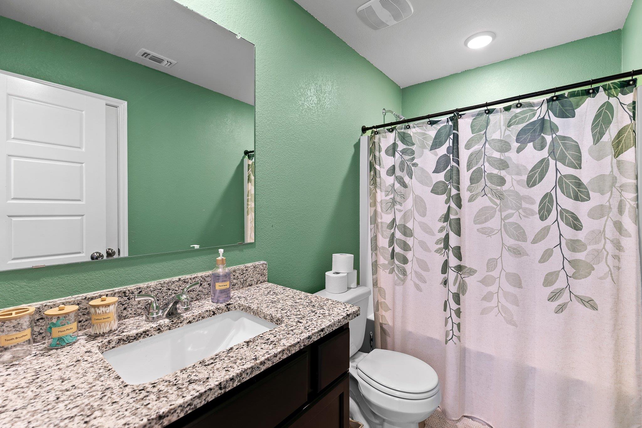 121 Lazy Lizzy Rd, Jarrell, TX 76537