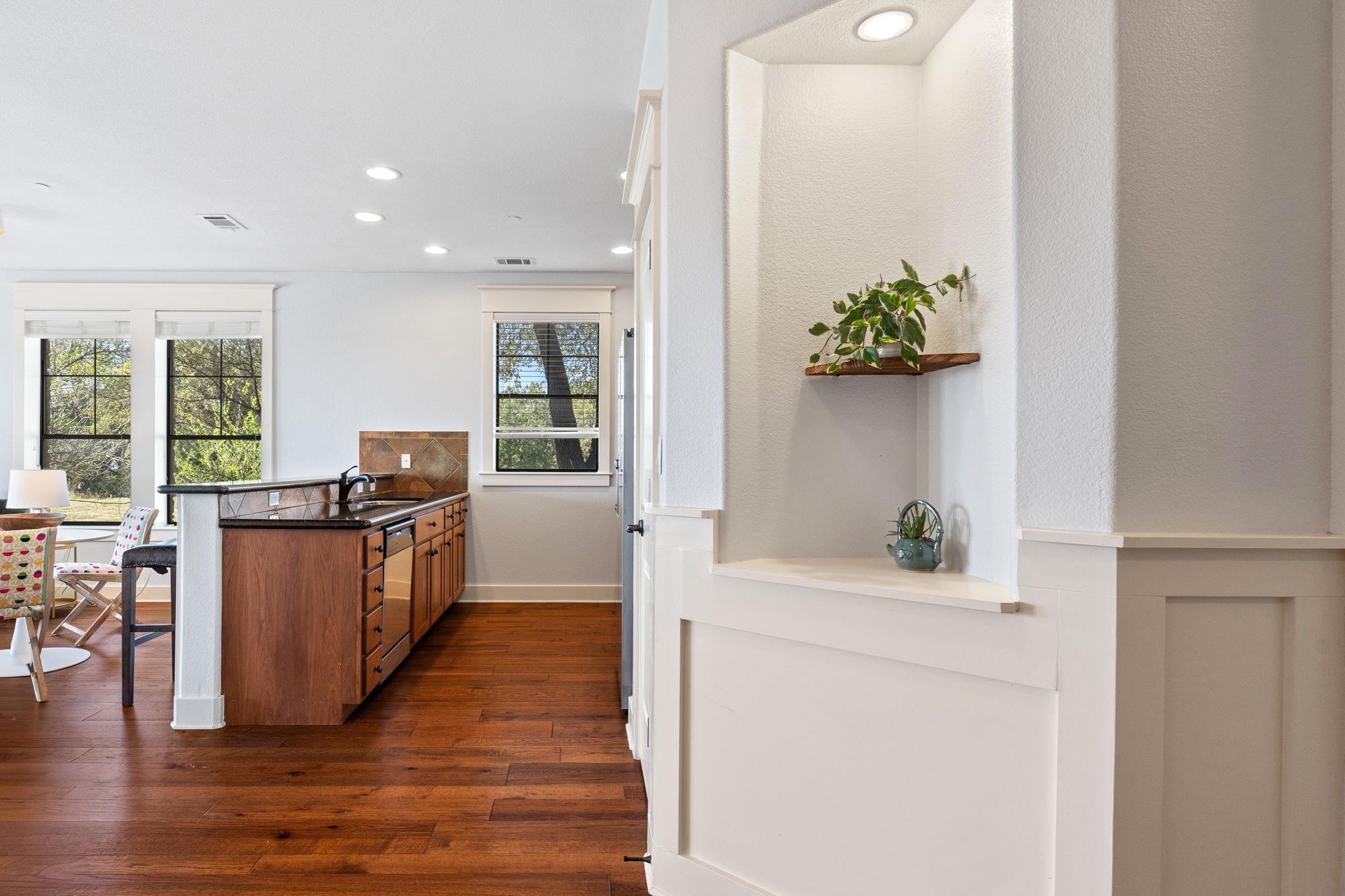 6608 Lantern View Dr # 102, Jonestown, TX 78645