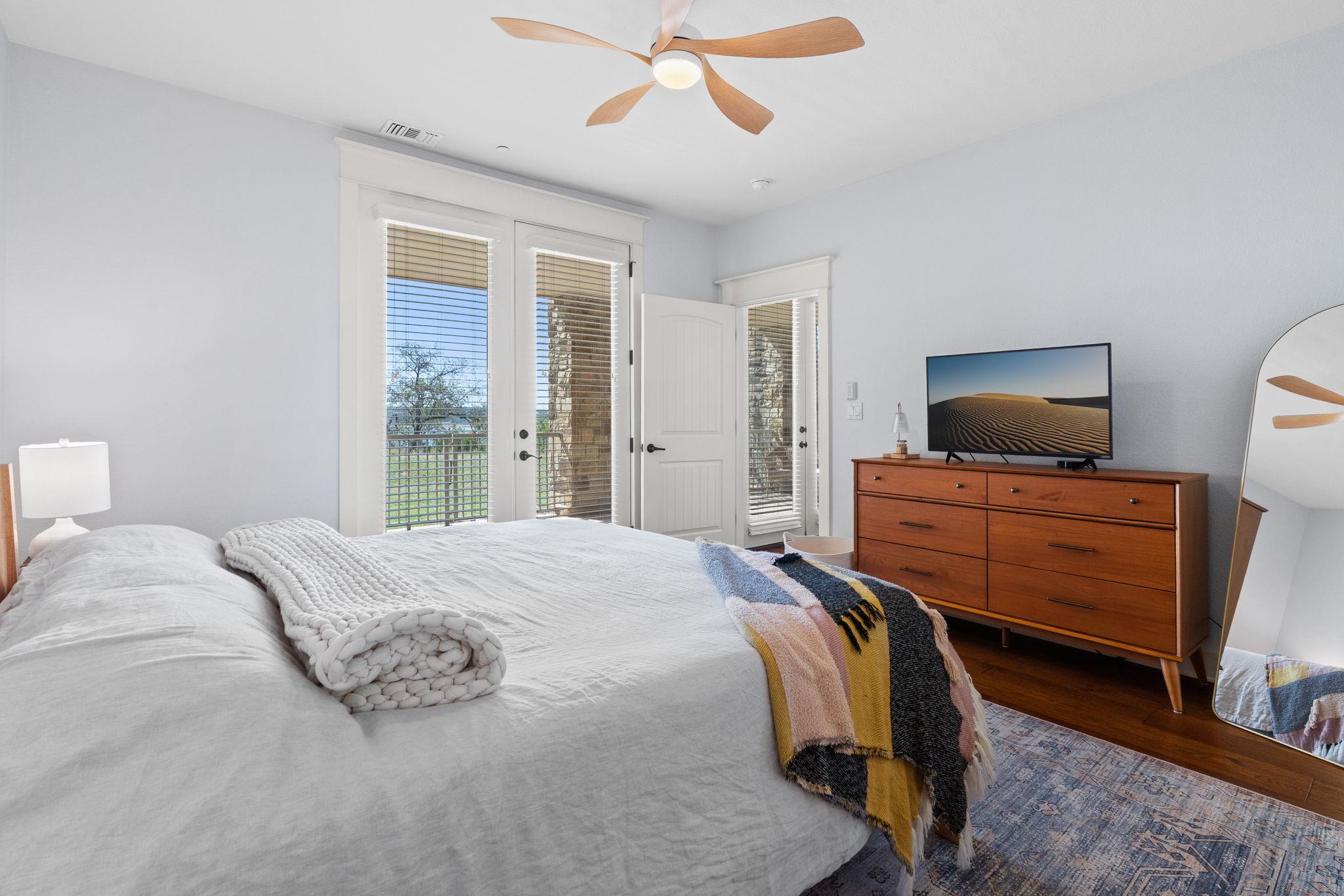 6608 Lantern View Dr # 102, Jonestown, TX 78645