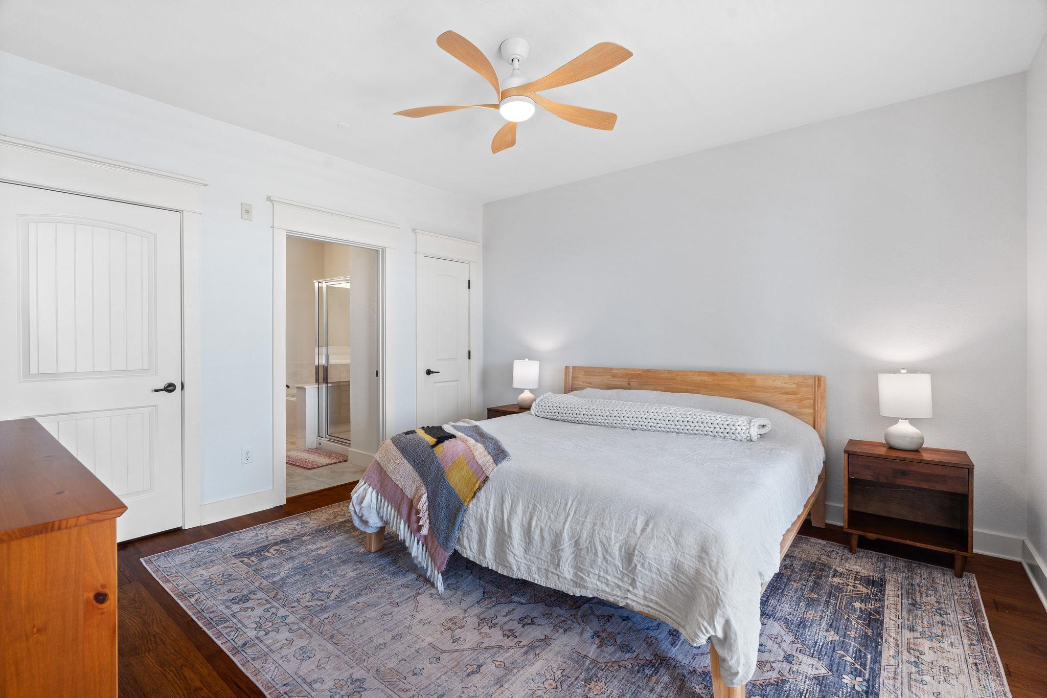 6608 Lantern View Dr # 102, Jonestown, TX 78645