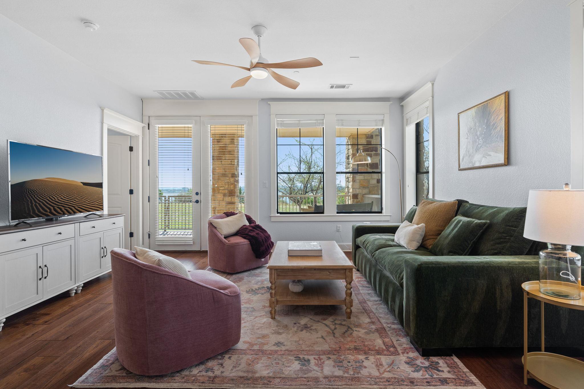 6608 Lantern View Dr # 102, Jonestown, TX 78645