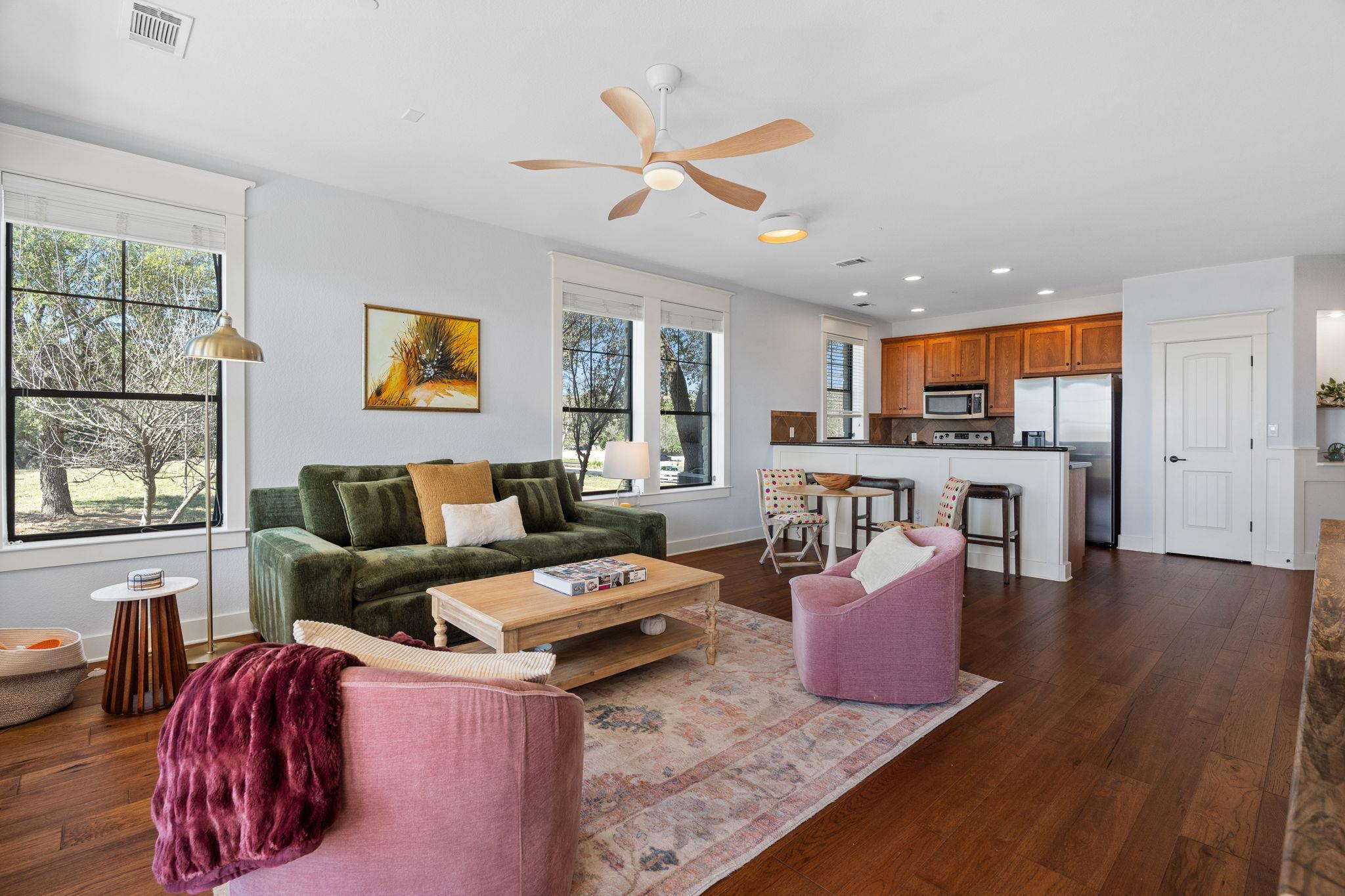 6608 Lantern View Dr # 102, Jonestown, TX 78645