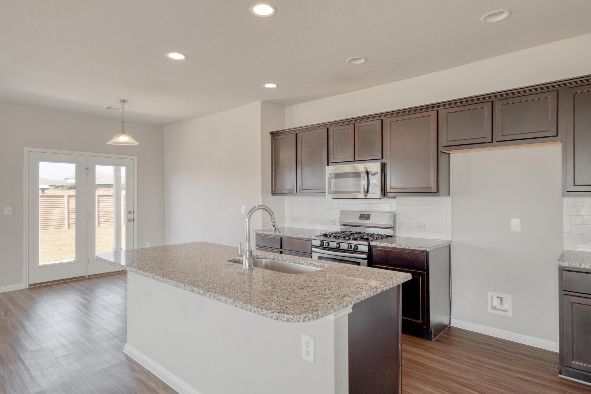 108 Kleberg Ct, Georgetown, TX 78626