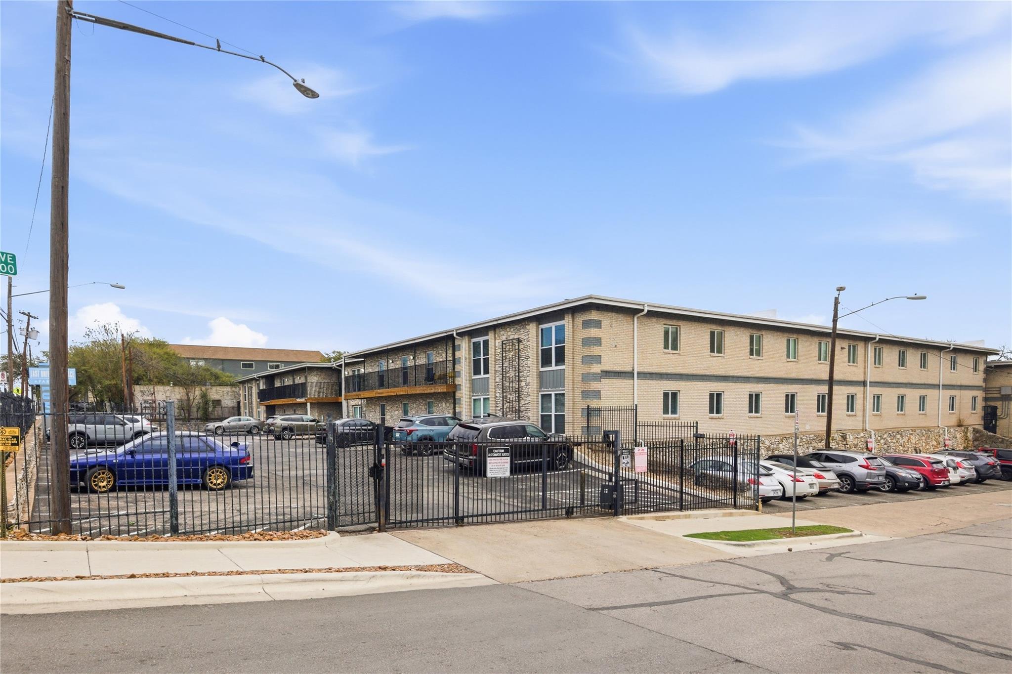 2401 Manor Rd # 232, Austin, TX 78722