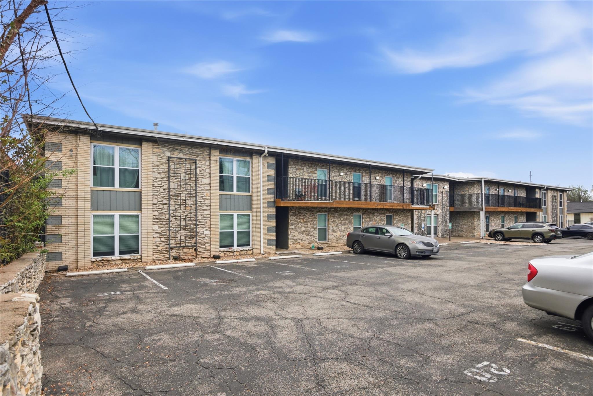 2401 Manor Rd # 232, Austin, TX 78722
