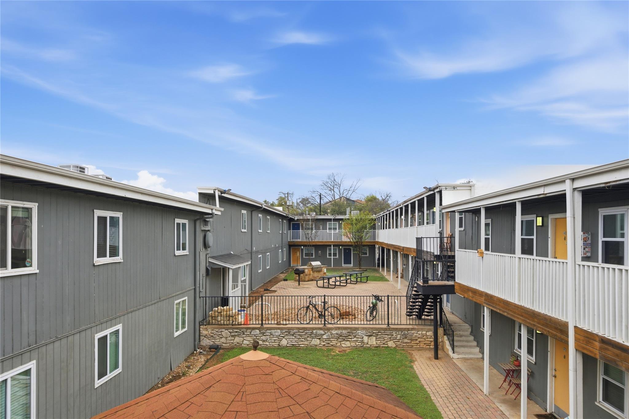 2401 Manor Rd # 232, Austin, TX 78722