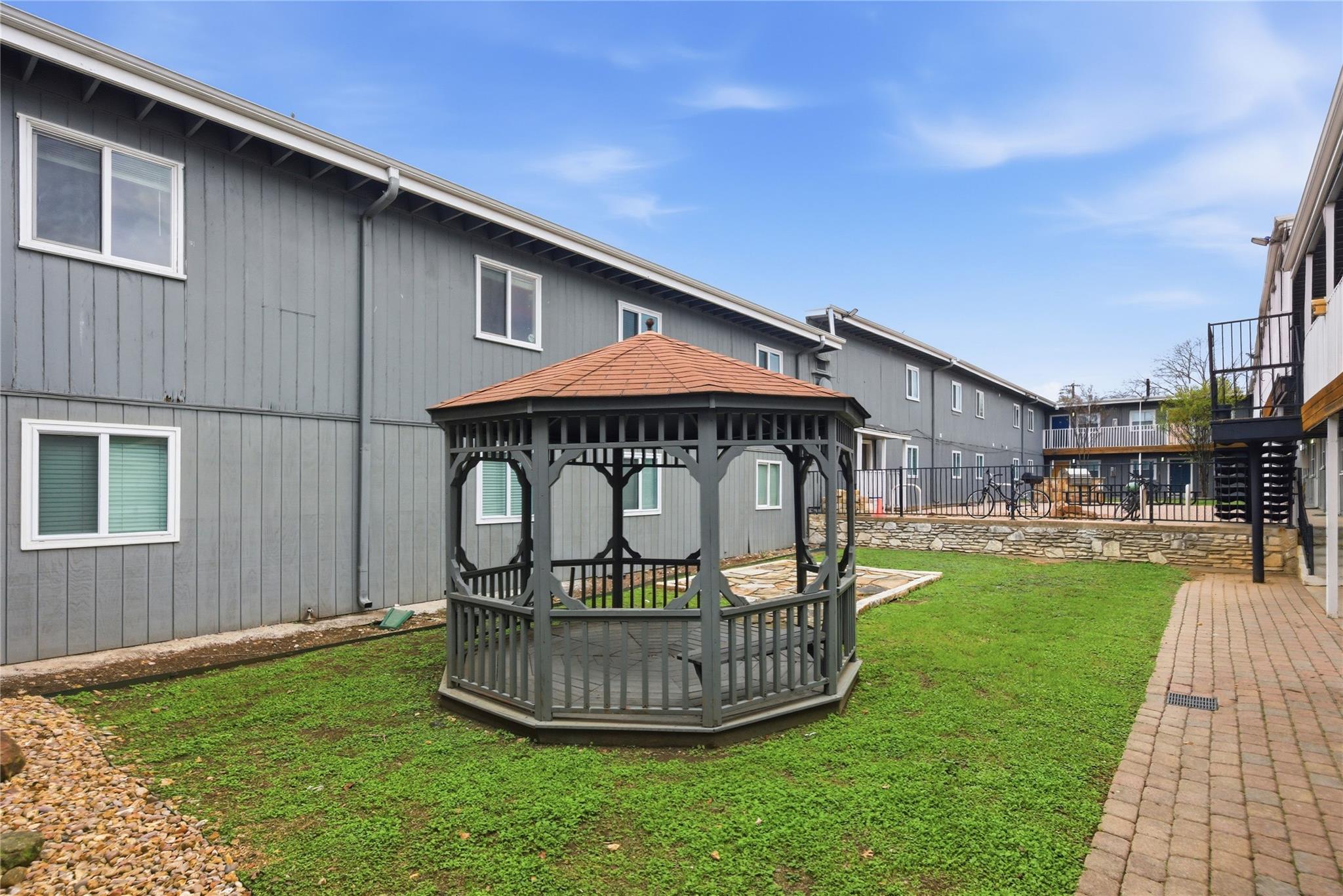 2401 Manor Rd # 232, Austin, TX 78722