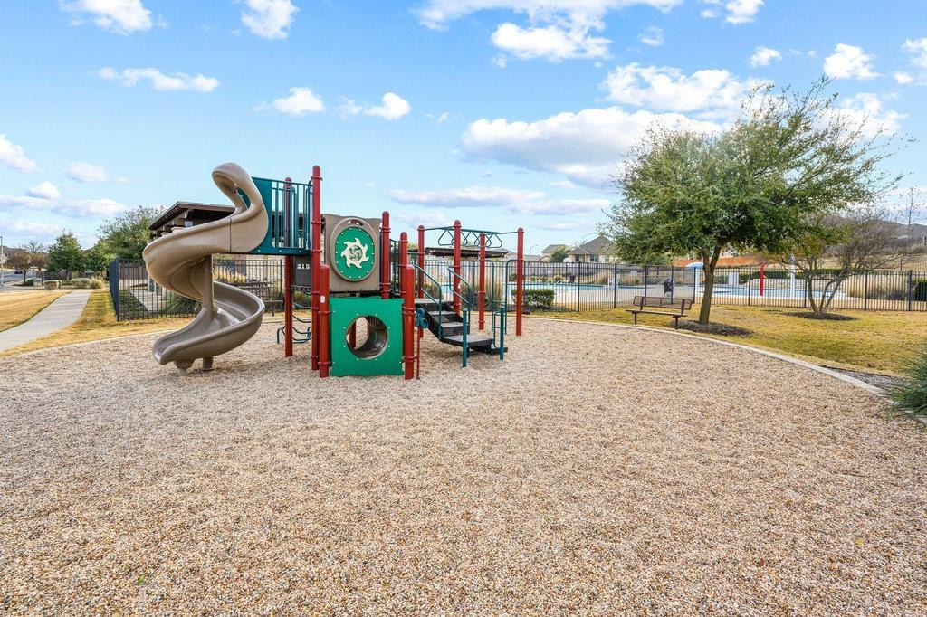 108 Quarry Ln, Liberty Hill, TX 78642