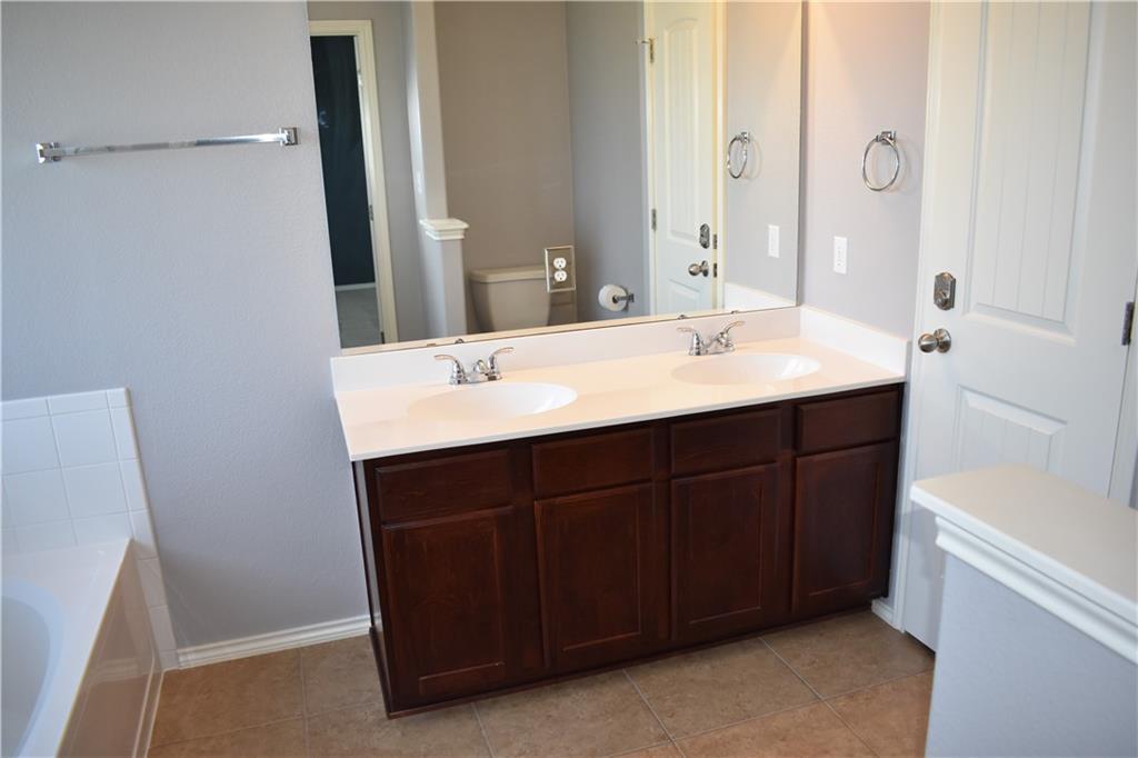 108 Quarry Ln, Liberty Hill, TX 78642