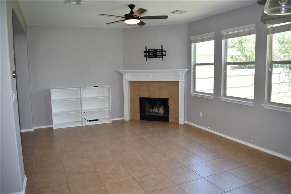 108 Quarry Ln, Liberty Hill, TX 78642