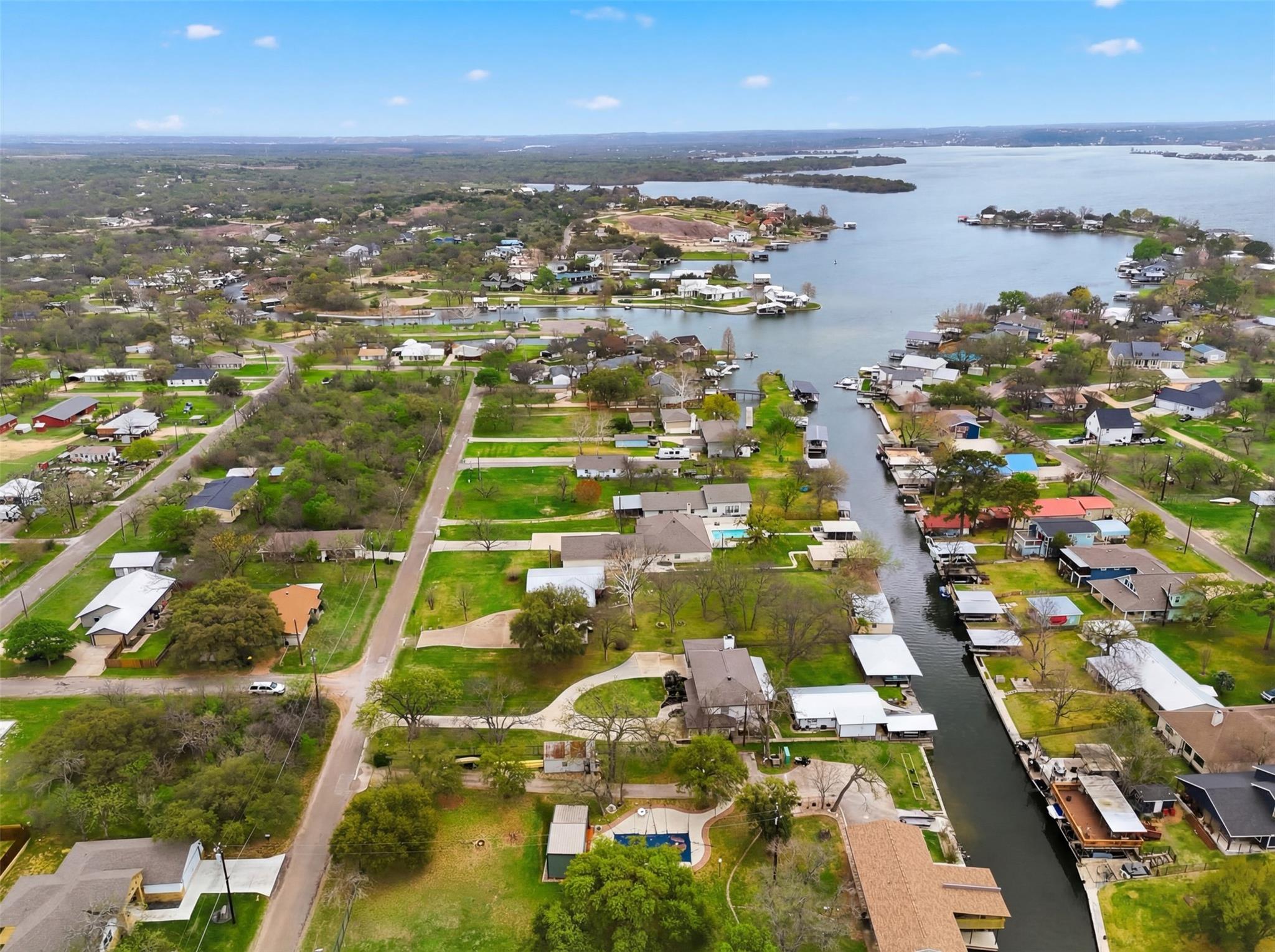 434 E Castleshoals Dr, Marble Falls, TX 78654