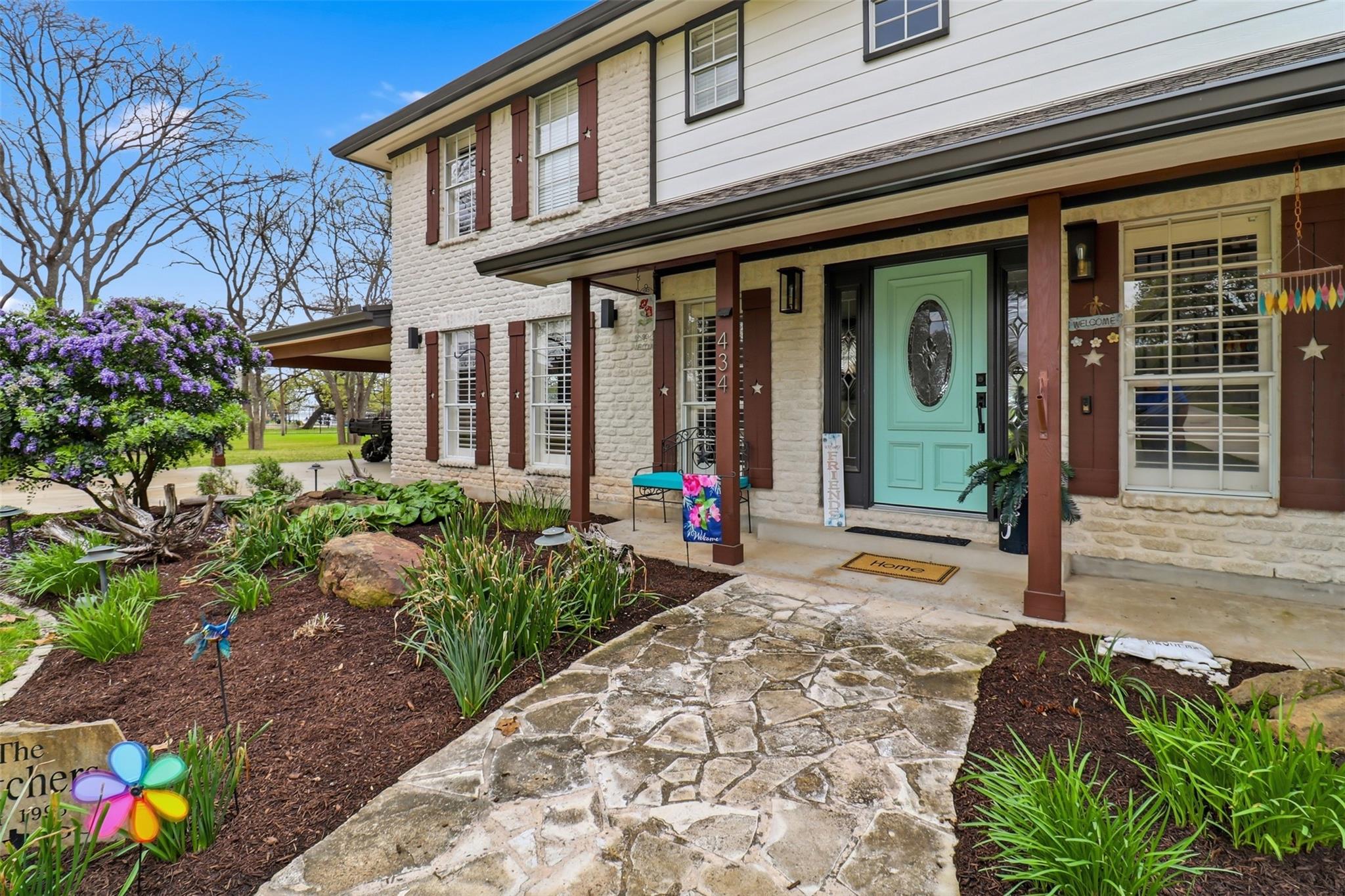 434 E Castleshoals Dr, Marble Falls, TX 78654